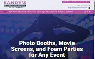 Sandys Photo Booth + Entertainment of Golden Valley