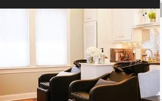 Shabby Chic Salon